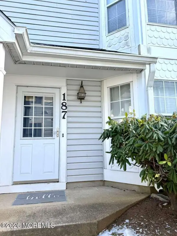 187 Tulip Lane, Freehold, NJ 07728