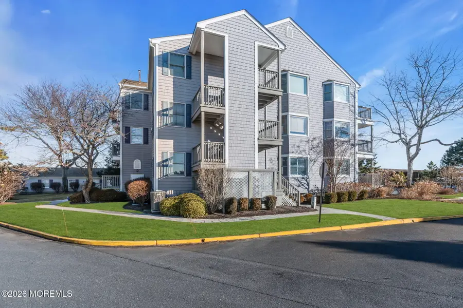 97 Bay Point Harbour, Point Pleasant, NJ 08742 - Image #2