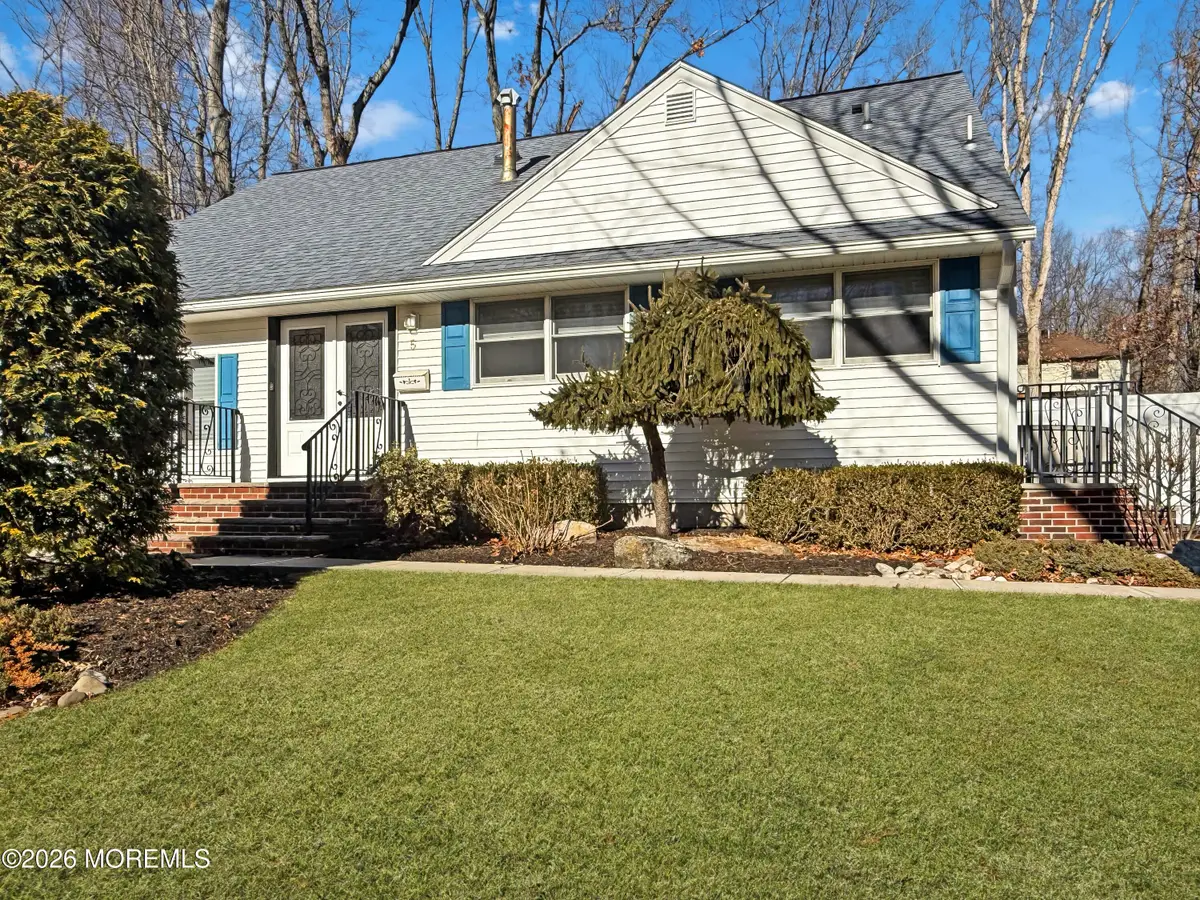 5 Sandalwood Drive, East Brunswick, NJ 08816 - Image #1