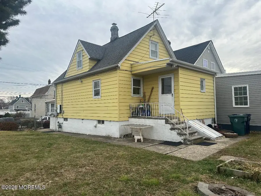 653 Raritan Avenue, Perth Amboy, NJ 08861 - Image #2