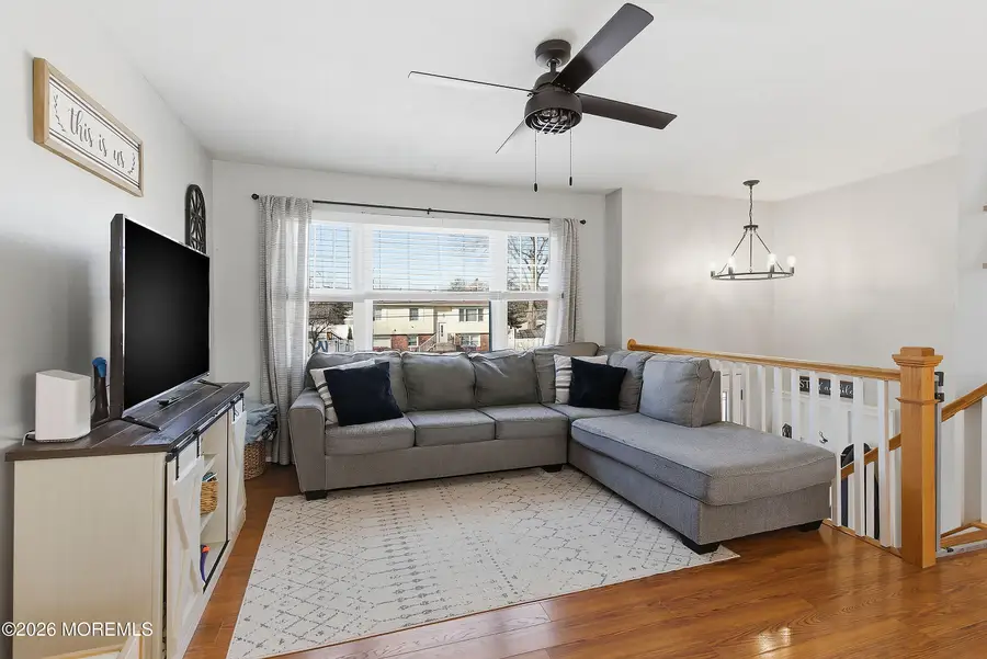 305 Neptune Avenue, Bayville, NJ 08721 - Image #2