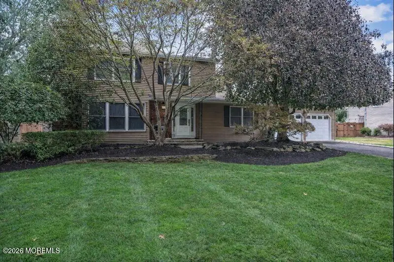 124 Sherwood Drive, Freehold, NJ 07728 - Image #2