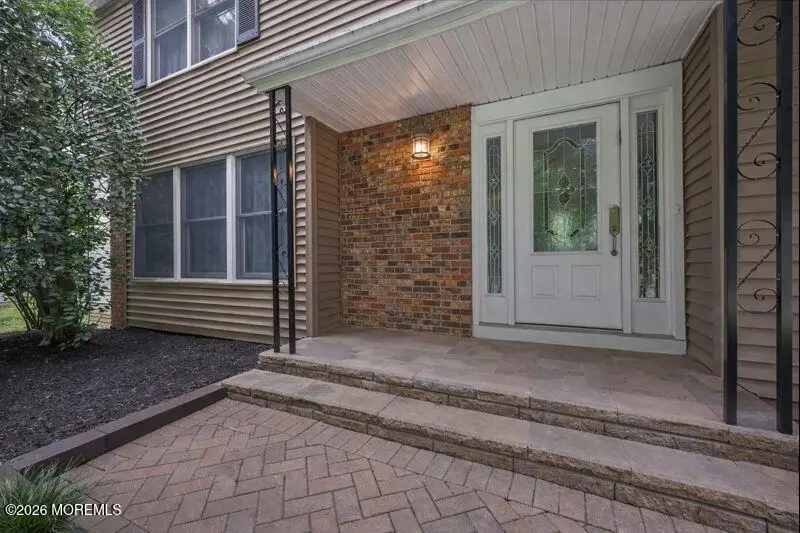 124 Sherwood Drive, Freehold, NJ 07728 - Image #3