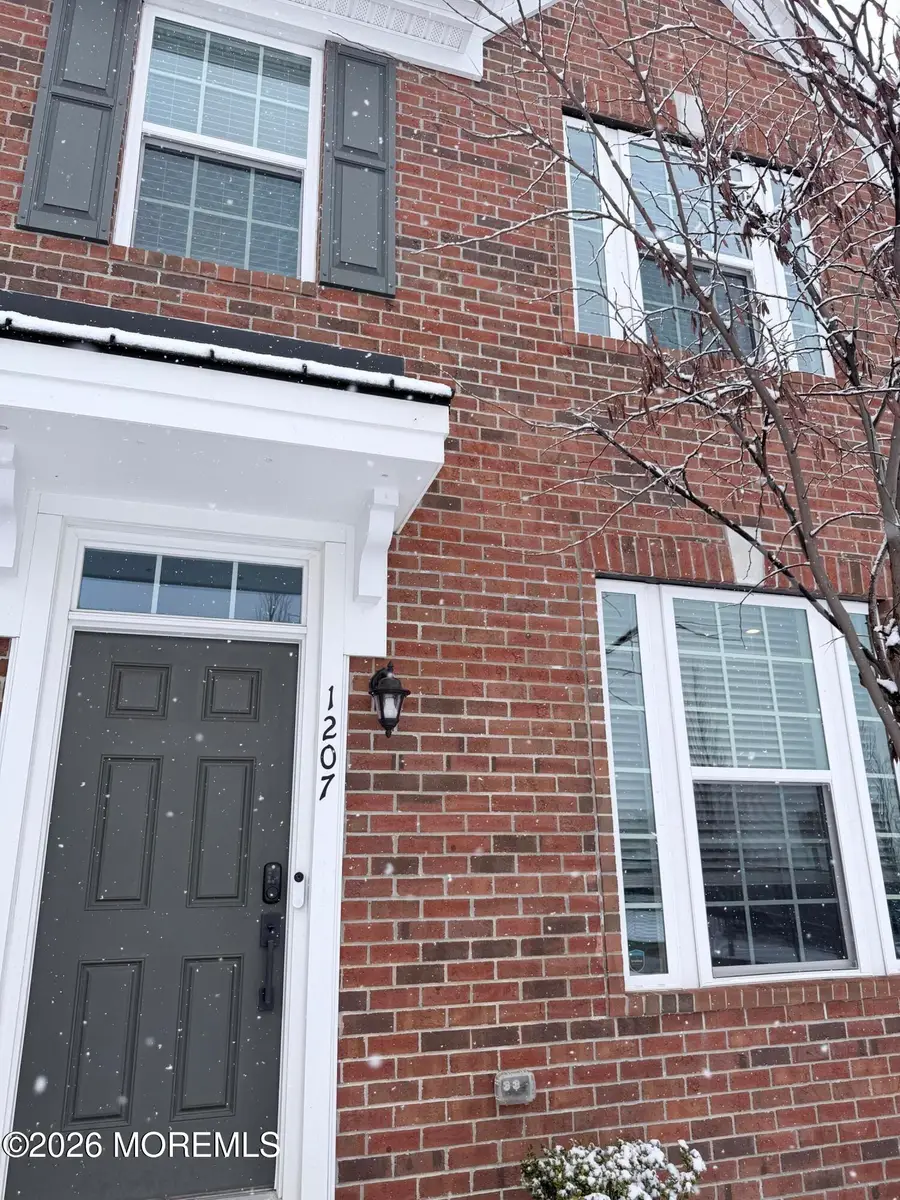 1207 English Lane #1207, Parlin, NJ 08859 - Image #2