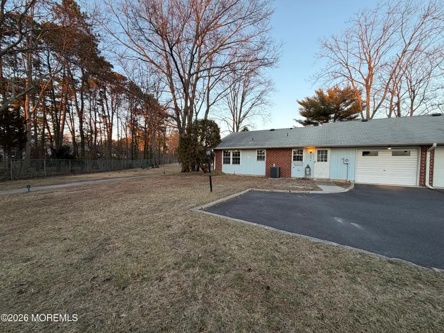 1237B Hamilton Court, Lakewood, NJ 08701 - Image #2