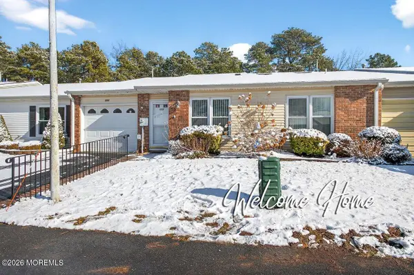 103 Maplecrest Drive, Lakewood, NJ 08701