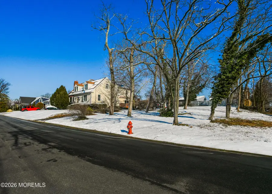 12 Thompson Avenue, Leonardo, NJ 07737 - Image #3