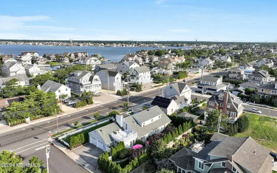 919 Ocean Avenue, Mantoloking, NJ 08738 - Image #3