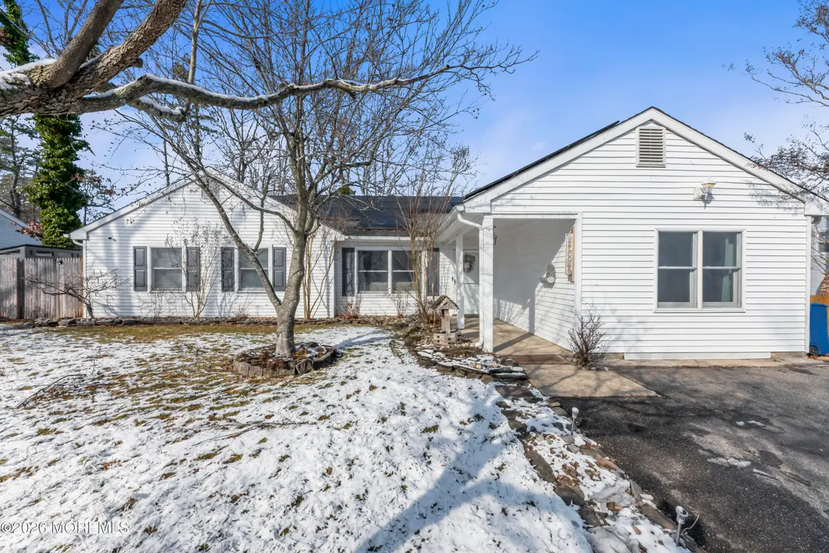 8 Tanglewood Drive, Barnegat, NJ 08005 - Image #1