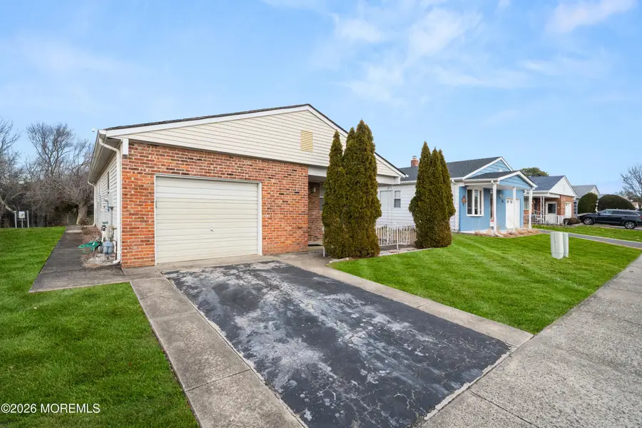 24 Santiago Drive, Toms River, NJ 08757 - Image #2