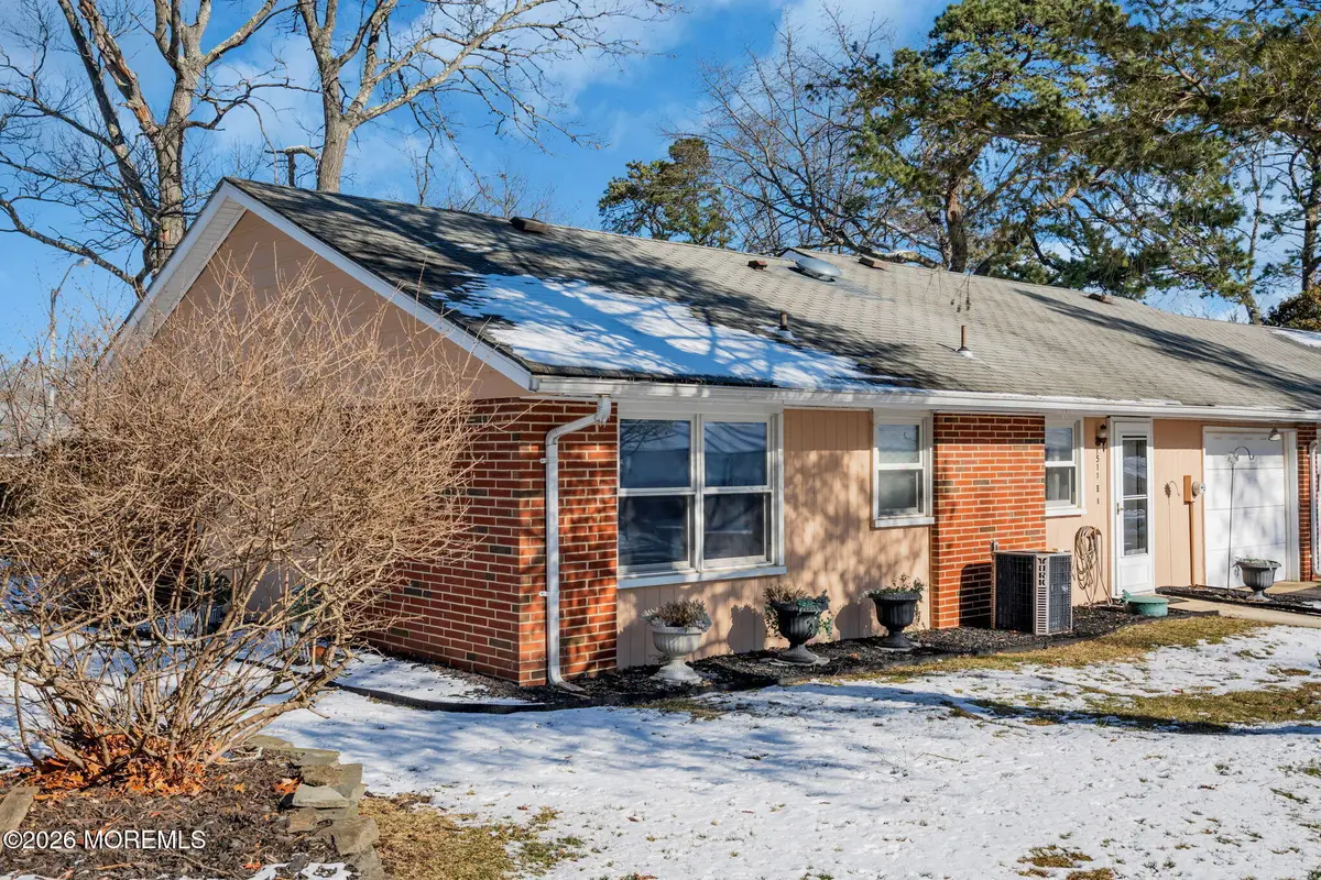 511B Portsmouth Drive, Lakewood, NJ 08701 - Image #1