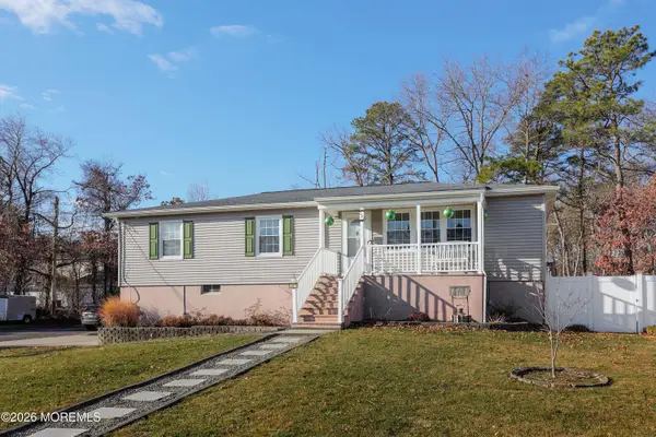 201 Morningside Street, Toms River, NJ 08757