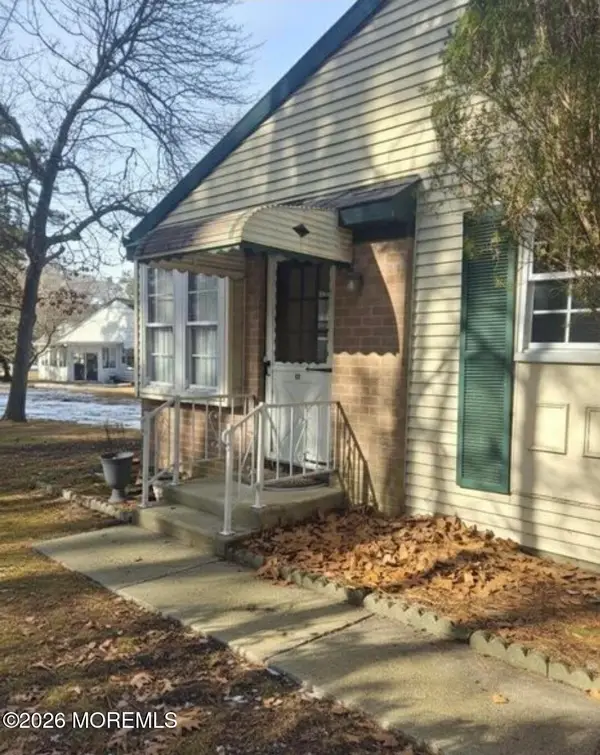 1 D Bristol Street, Whiting, NJ 08759