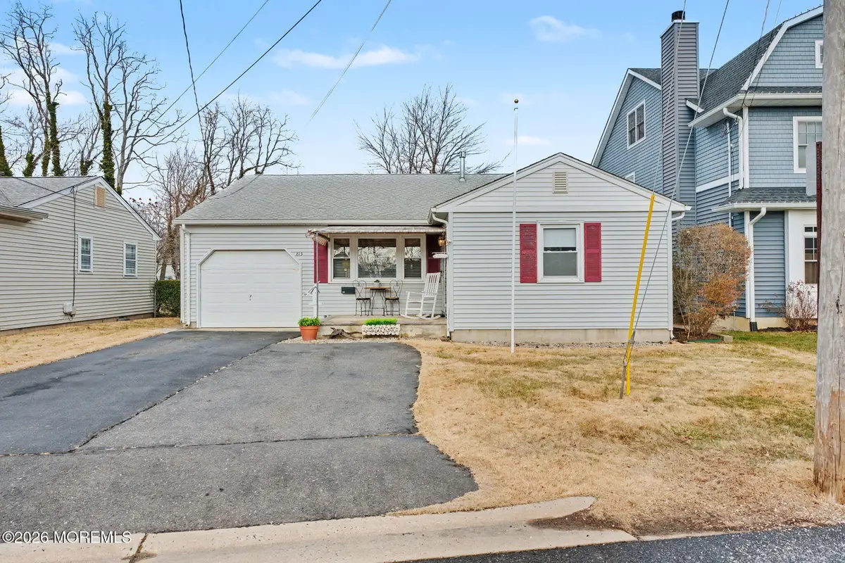 813 Laurel Avenue, Point Pleasant Beach, NJ 08742 - Image #1
