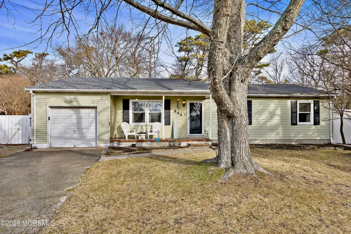 826 Hazelton Avenue, Lanoka Harbor, NJ 08734 - Image #1