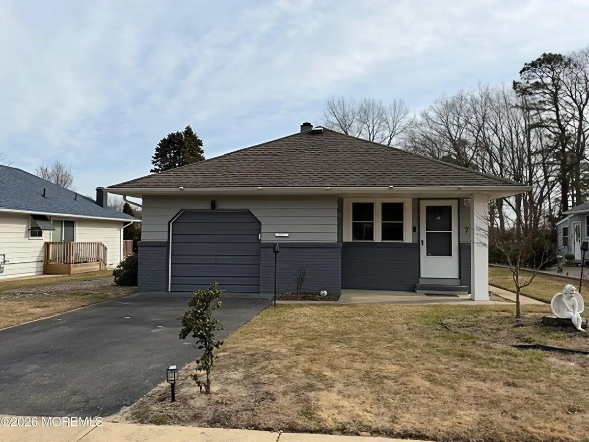 7 Mount Kisco Drive, Toms River, NJ 08753 - Image #1