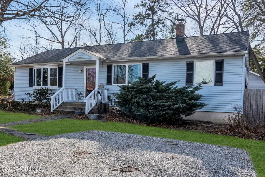 152 Forepeak Avenue, Beachwood, NJ 08722 - Image #2