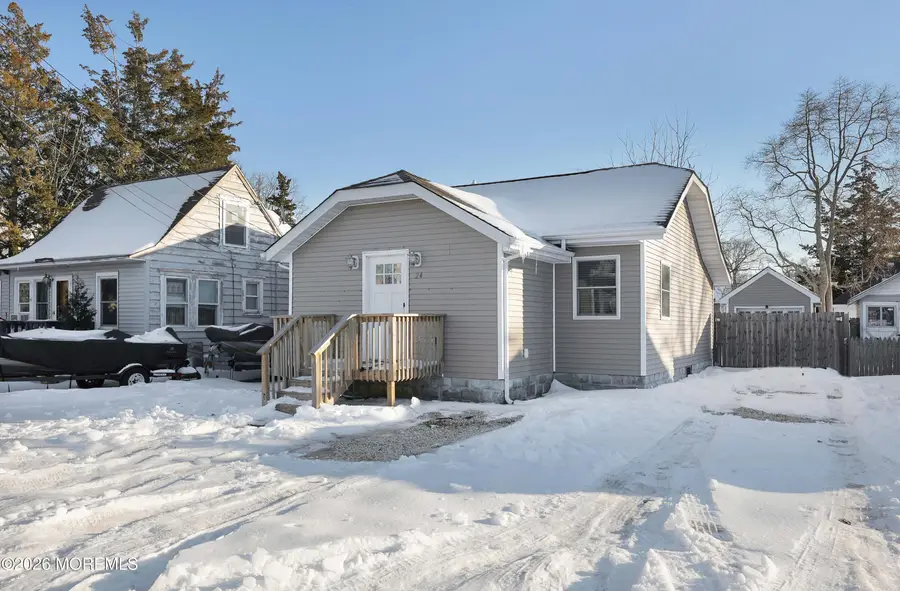 24 Point Pleasant Avenue, Ocean Gate, NJ 08740 - #3