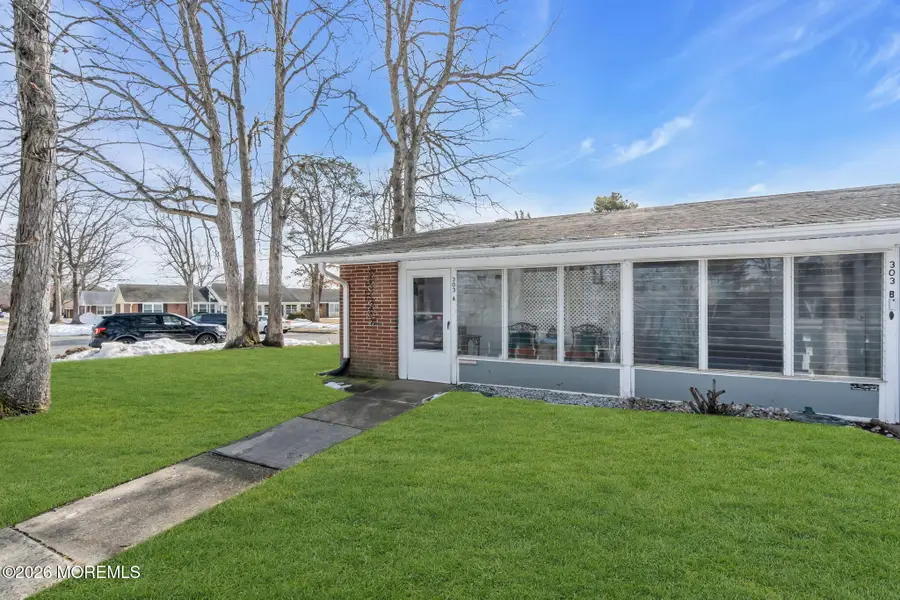 303A Malvern Court, Lakewood, NJ 08701 - #2