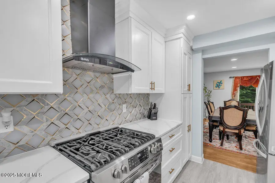 28 Hawthorn Drive, Edison, NJ 08820 - #2