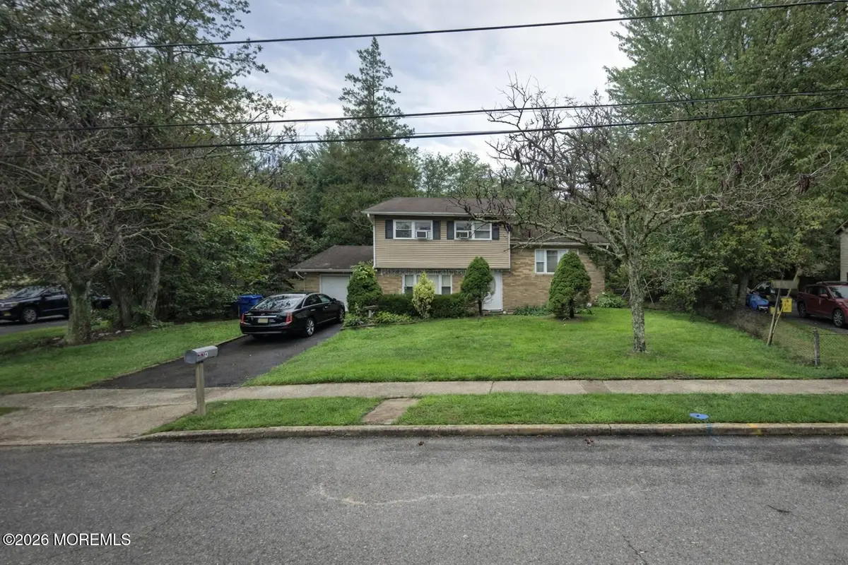 4 Dakota Avenue, Jackson, NJ 08527 - Image #1