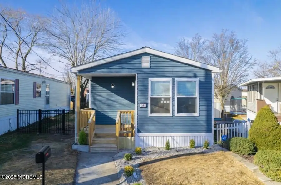 66 Bayshore Mobile Mnr, Hazlet, NJ 07734 - Image #2