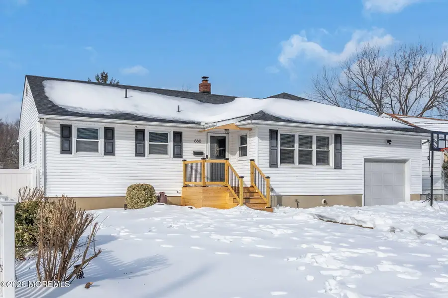 660 Hopping Road, Belford, NJ 07718 - #2