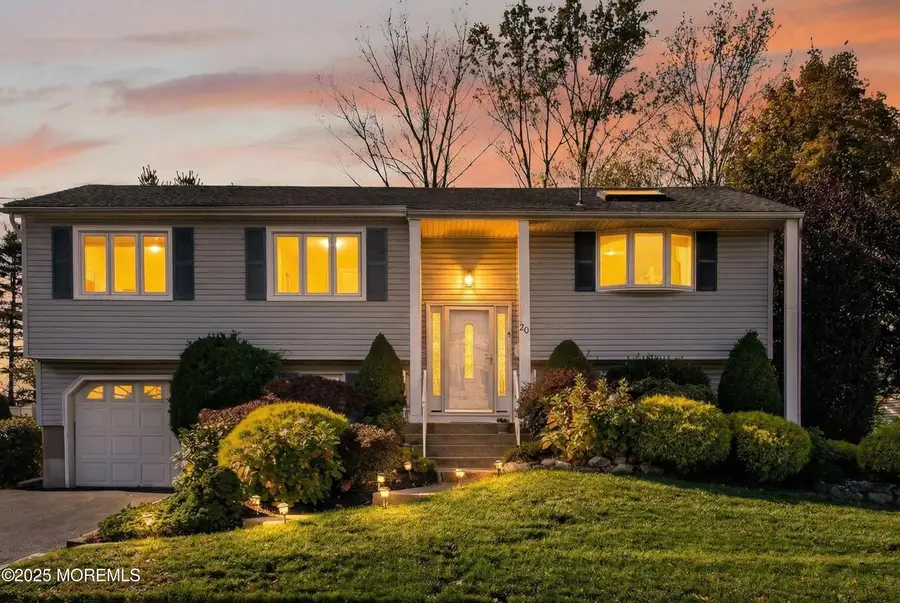 20 Galway Drive, Hazlet, NJ 07730 - #2