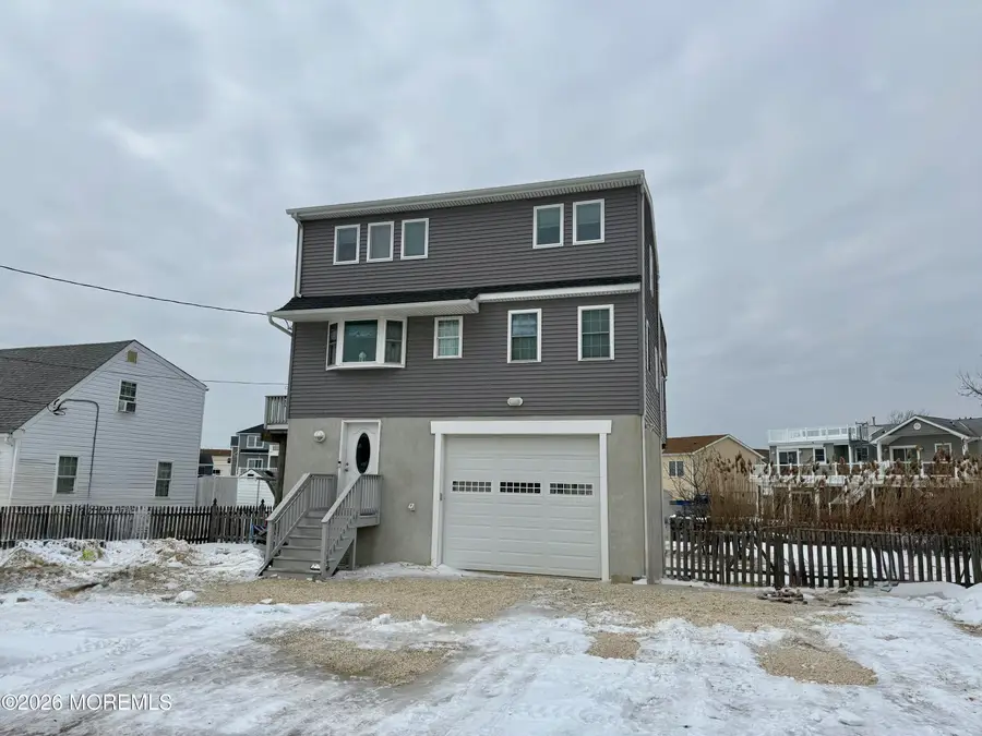 27 Robert Drive, Manahawkin, NJ 08050 - #2