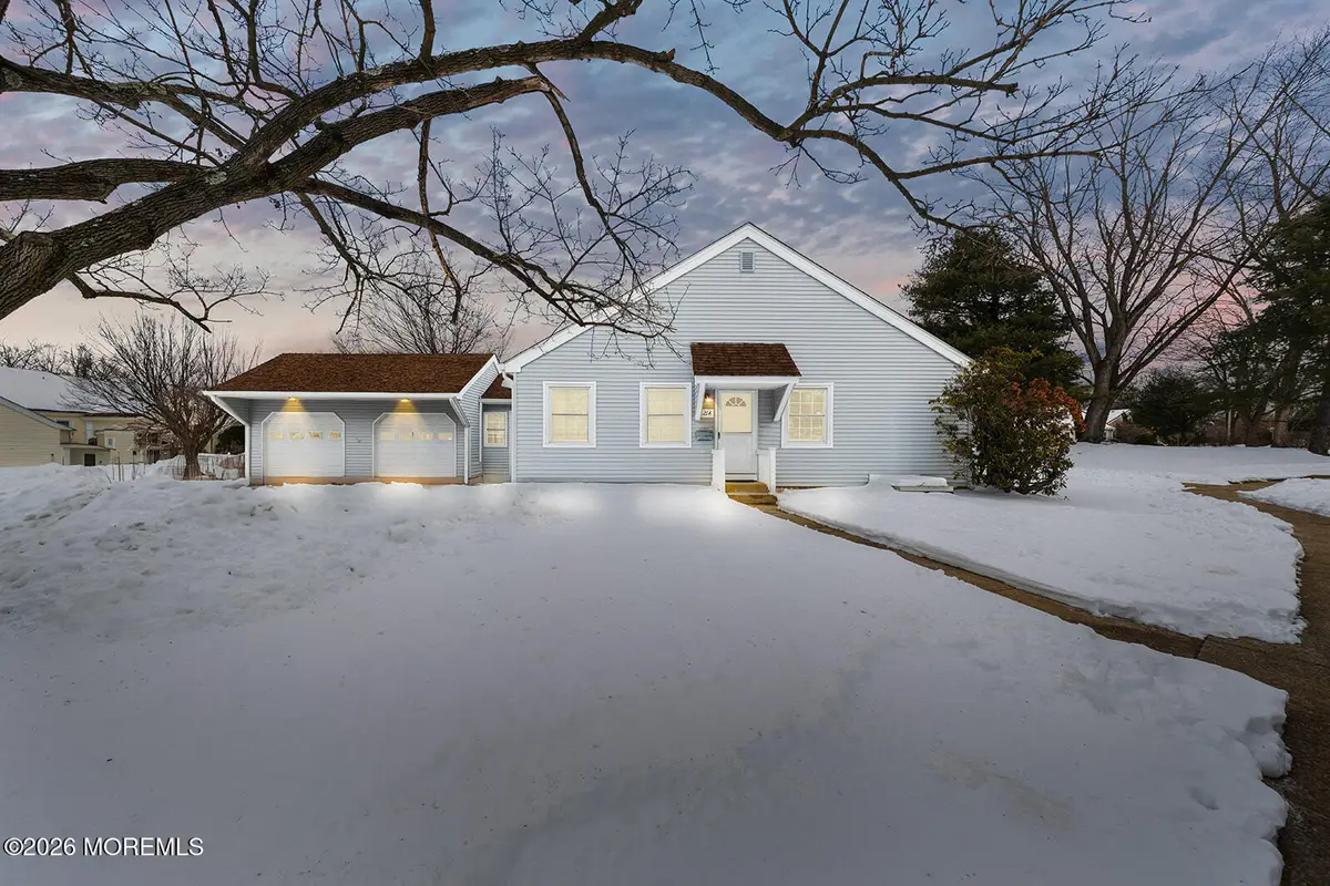 21 Plaza Del Campillo #A, Freehold, NJ 07728 - Image #1