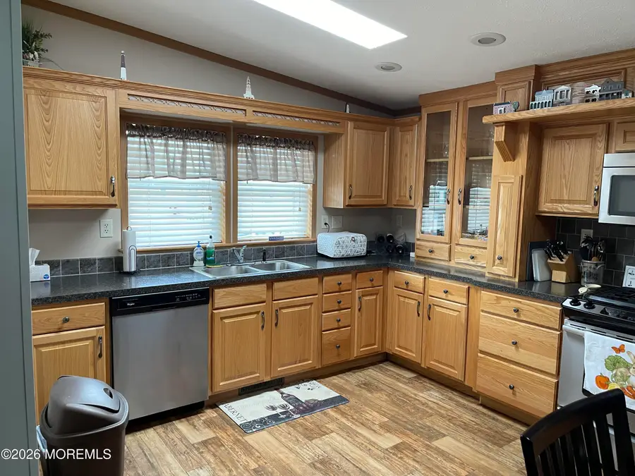 8 Baltimore Avenue, Manahawkin, NJ 08050 - #2