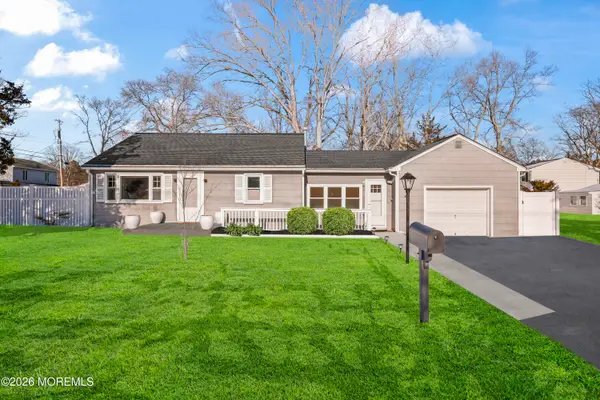 72 Baywood Boulevard, Brick, NJ 08723