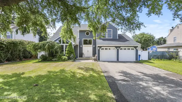 624 Loxley Drive, Toms River, NJ 08753