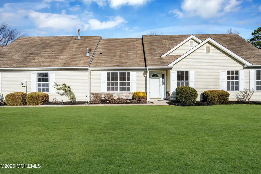 16 Rosewood Court, Lakewood, NJ 08701 - #3