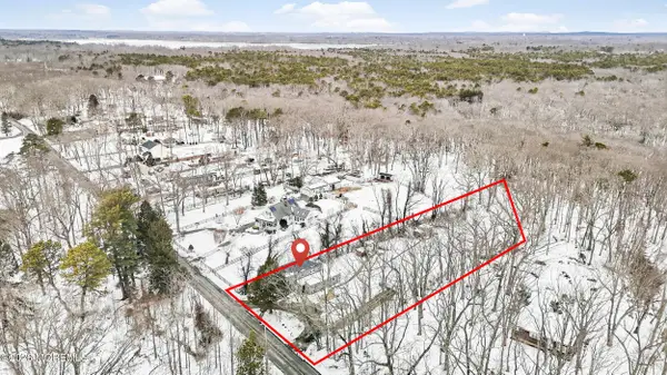 89 Maxim Road, Howell, NJ 07731