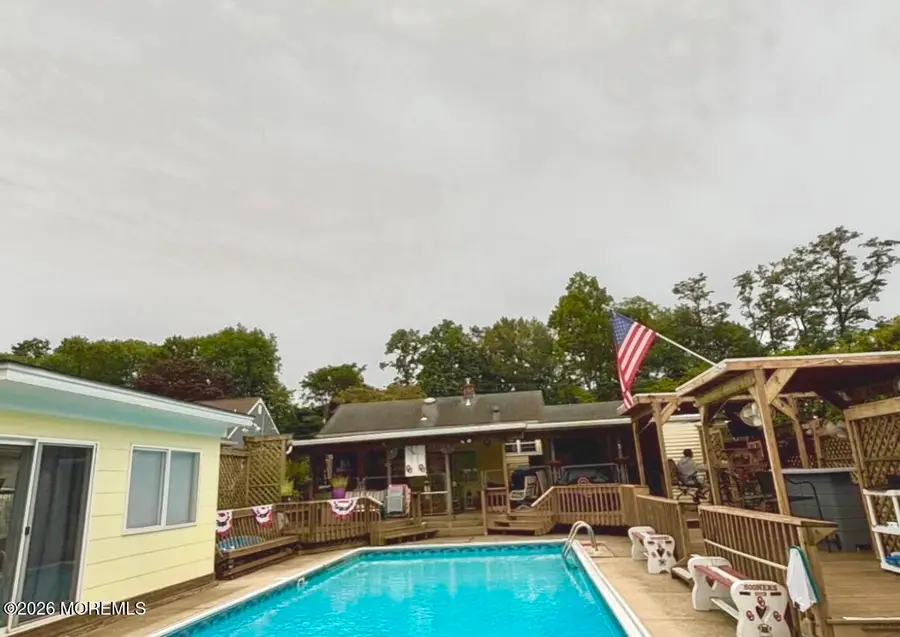 17 Crestview Drive, Middletown, NJ 07748 - #3