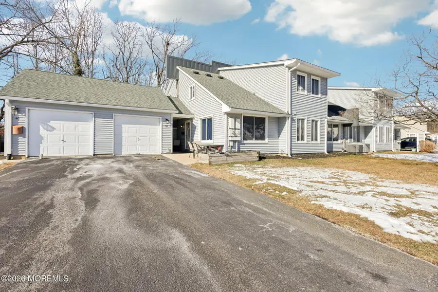 38 Amy Court #1301, Brick, NJ 08724 - #2