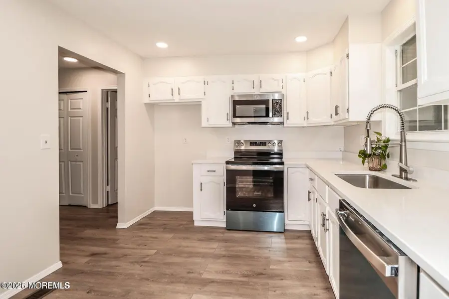 8E Benjamin Franklin Drive, Monroe, NJ 08831 - #3