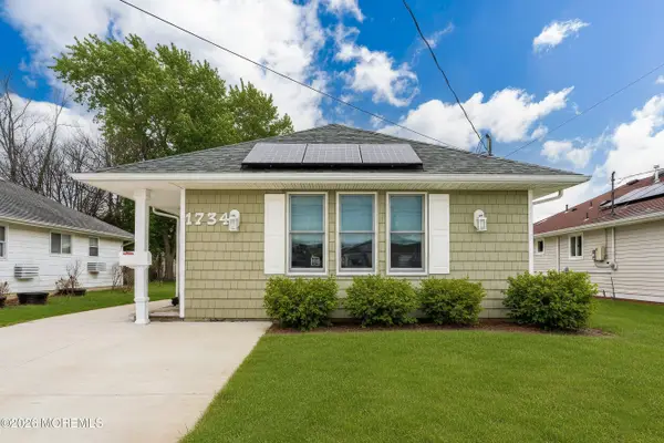 1734 Yorktowne Boulevard, Toms River, NJ 08753