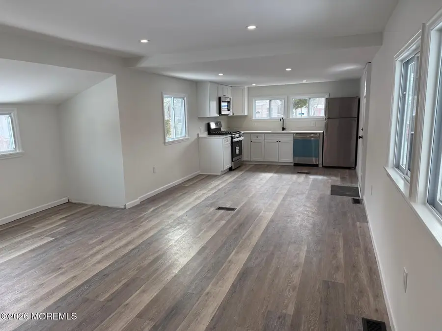 21 Essex Lane, Howell, NJ 07731 - #3