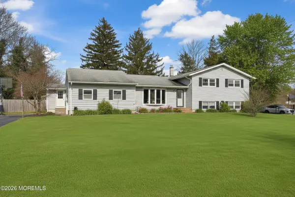 47 Willow Road, Tinton Falls, NJ 07724