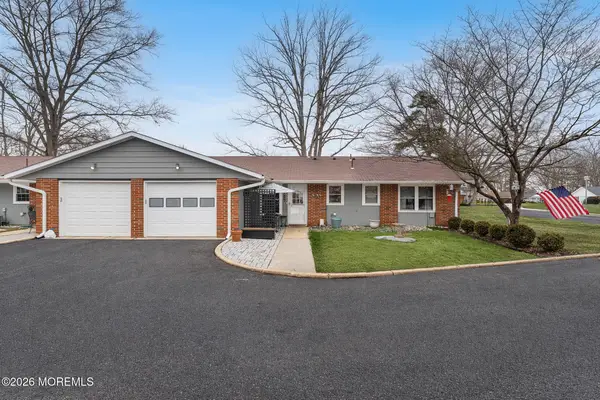 449A Cheshire Court, Lakewood, NJ 08701