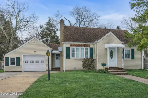 23 Cleveland Avenue, East Brunswick, NJ 08816