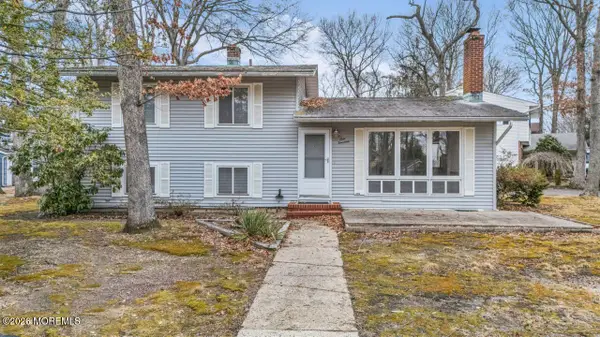 114 Lakeshore Drive, Manahawkin, NJ 08050