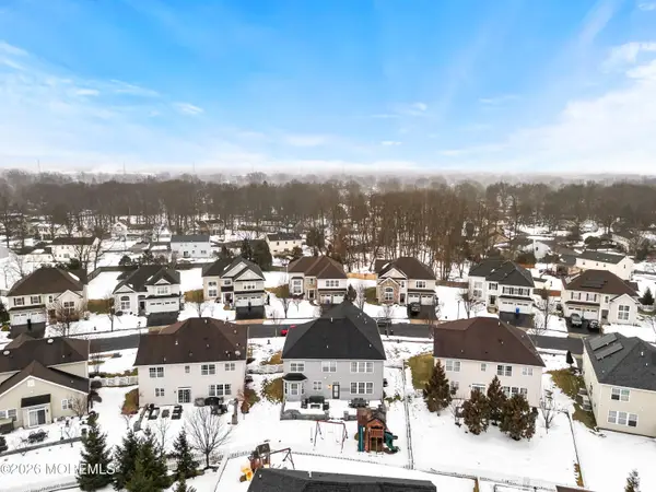 21 Dahlia Court, Piscataway Twp, NJ 08854