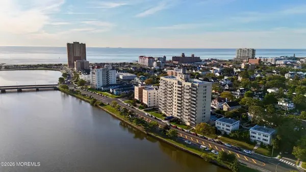 510 Deal Lake Drive #8J, Asbury Park, NJ 07712