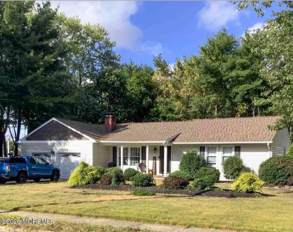 586 Peter Avenue, Toms River, NJ 08753 - #1