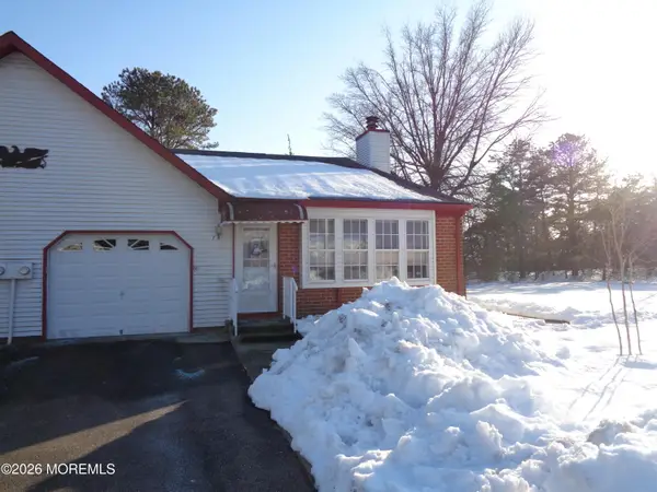 7 B Birchwood Court, Whiting, NJ 08759