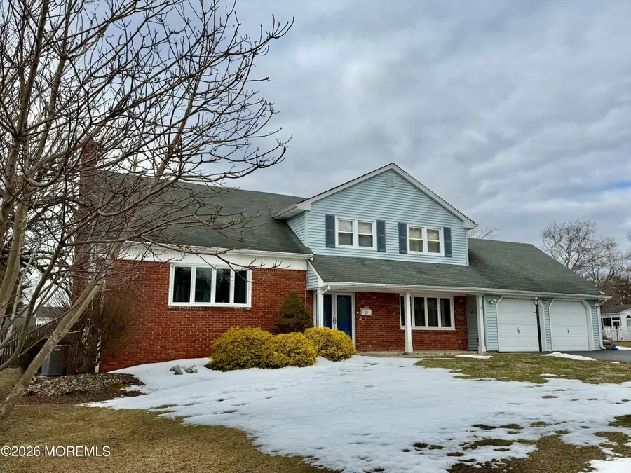 13 Arthur Place, Middletown, NJ 07748 - #2