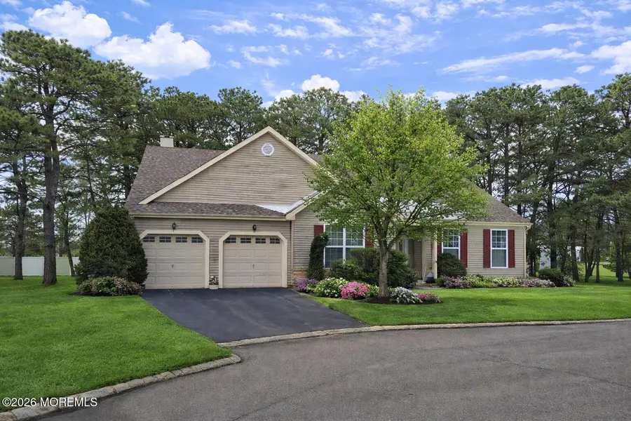 18 Fieldstone Court, Whiting, NJ 08759 - #2